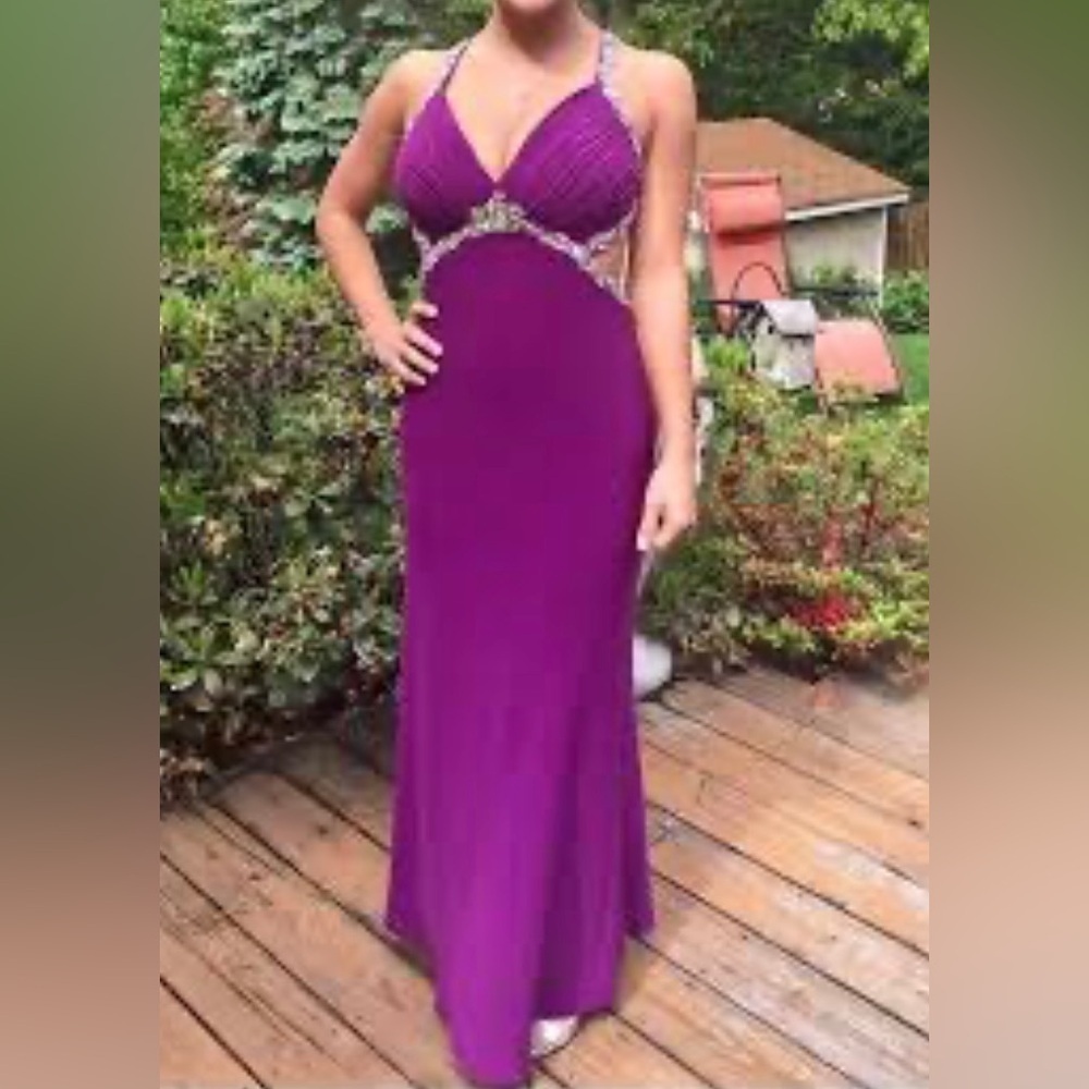 Tony Bowls Evening Gown Magenta with Rhinestones Size 4 - Picture 9 of 13